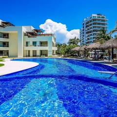 Nitta Condo # 206