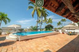 One Beach Street 109