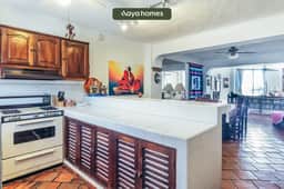604 Vista del Sol