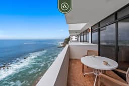 Costa Sur Suite 2 - Image 2