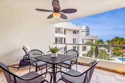 Nitta Condo # 302