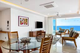 Blue Horizon 801 at Residences