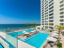 Harbor 171 North Tower 810