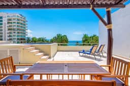 Nitta Condo # 304 Penthouse