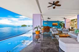 Blue Horizon 902 at Residences