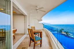 Blue Horizon 202 at Residences