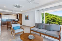 Blue Horizon 604 at Residences