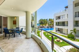 Nitta Condo # 109