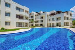 Nitta Condo 303