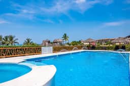 Casa Petosa - El Anclote