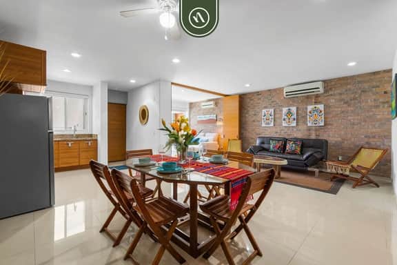 Loft 256 502 - Image 2