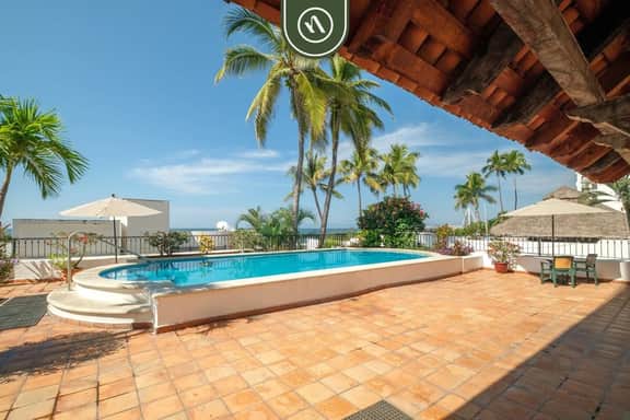 One Beach Street 406