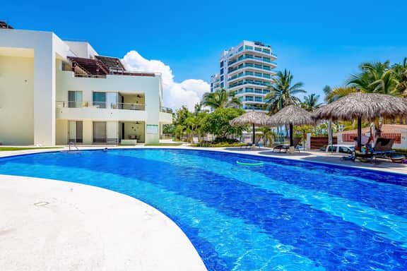 Nitta Condo # 302
