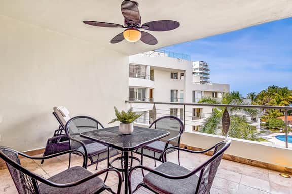 Nitta Condo # 302
