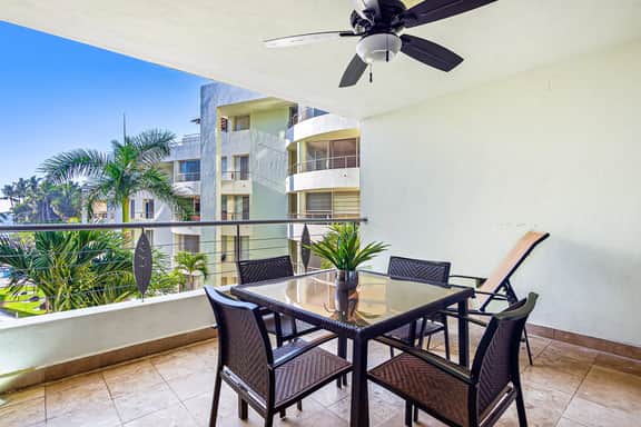 Nitta Condo # 207