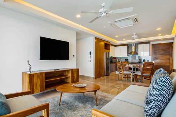 Blue Horizon 802 at Residences