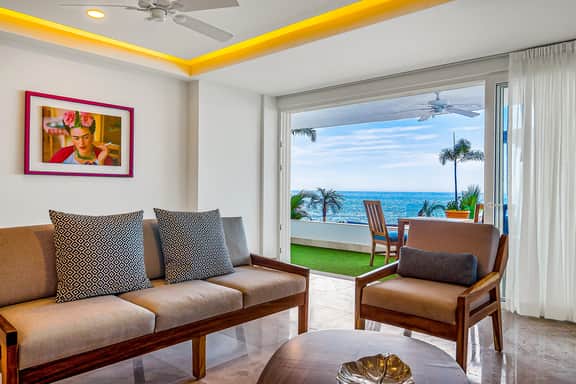 Blue Horizon 101 at Residences