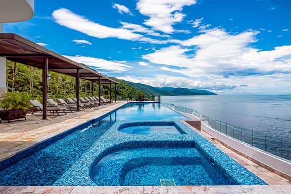 Blue Horizon 1003 at Residences