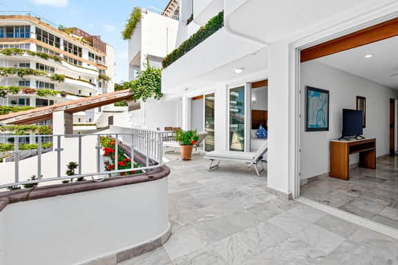 Grand Miramar A502