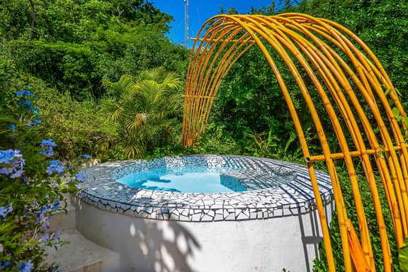 Villa Heliconia