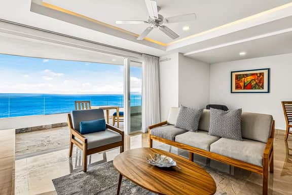 Blue Horizon 1102 at Residences - Image 3