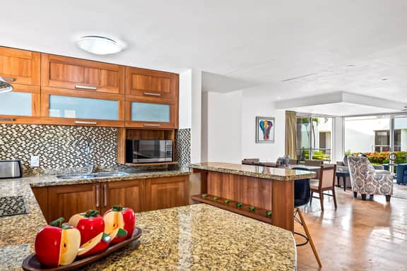 Nitta Condo # 04, PB