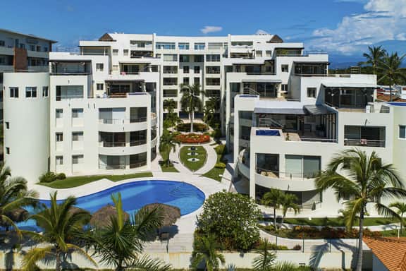 Nitta Condo 301