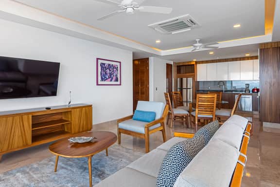 Blue Horizon 604 at Residences