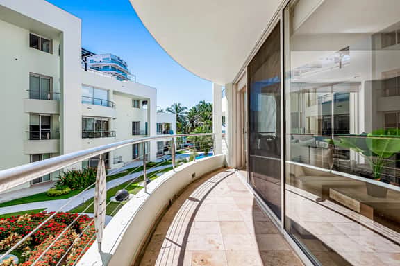 Nitta Condo # 104