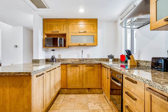 Nitta Condo # 104