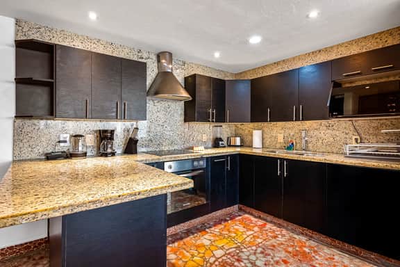 Nitta Condo # 308