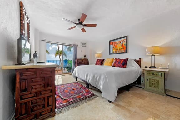212 Vista del Sol - Image 1