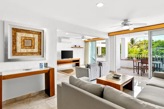 Grand Miramar A102