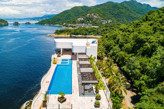 Blue Horizon 604 at Residences - Image 1