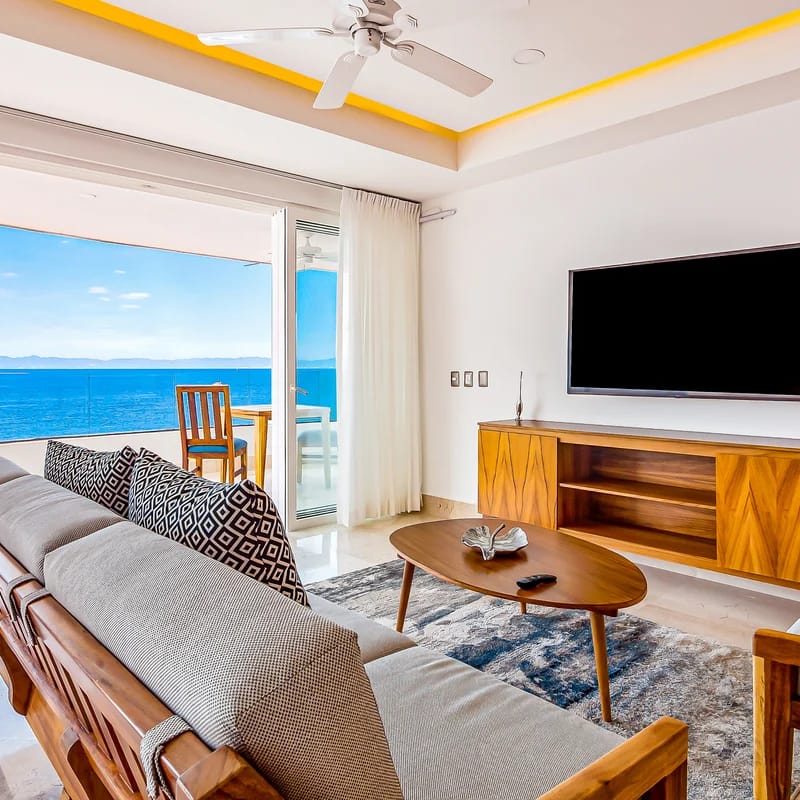 Blue Horizon 304 at Residences
