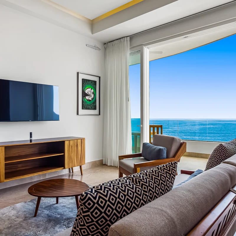 Blue Horizon 502 at Residences